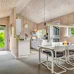 Vlatko - 2-9km From The Sea By Interhome *