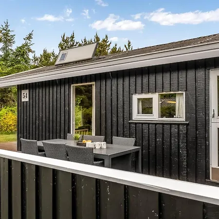 Vlatko - 2-9km From The Sea In Nw Jutland By Interhome *