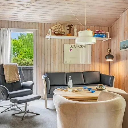 Ferienhaus Vlatko - 2-9km From The Sea By Interhome